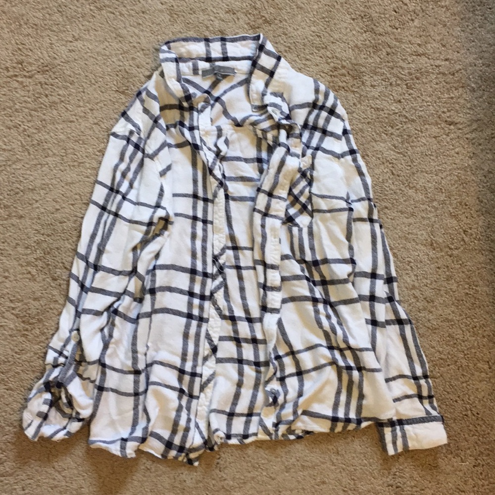Loose flannel with black stripes